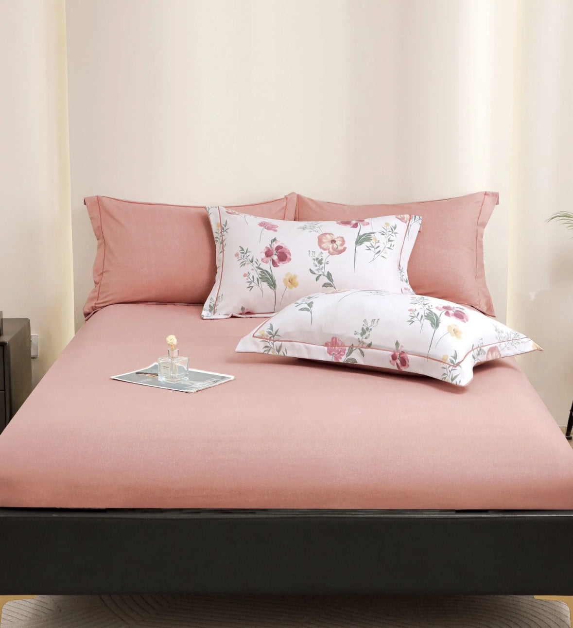 Accente Florale-Set Lenjerie Premium 6 Piese Moale si Confortabil