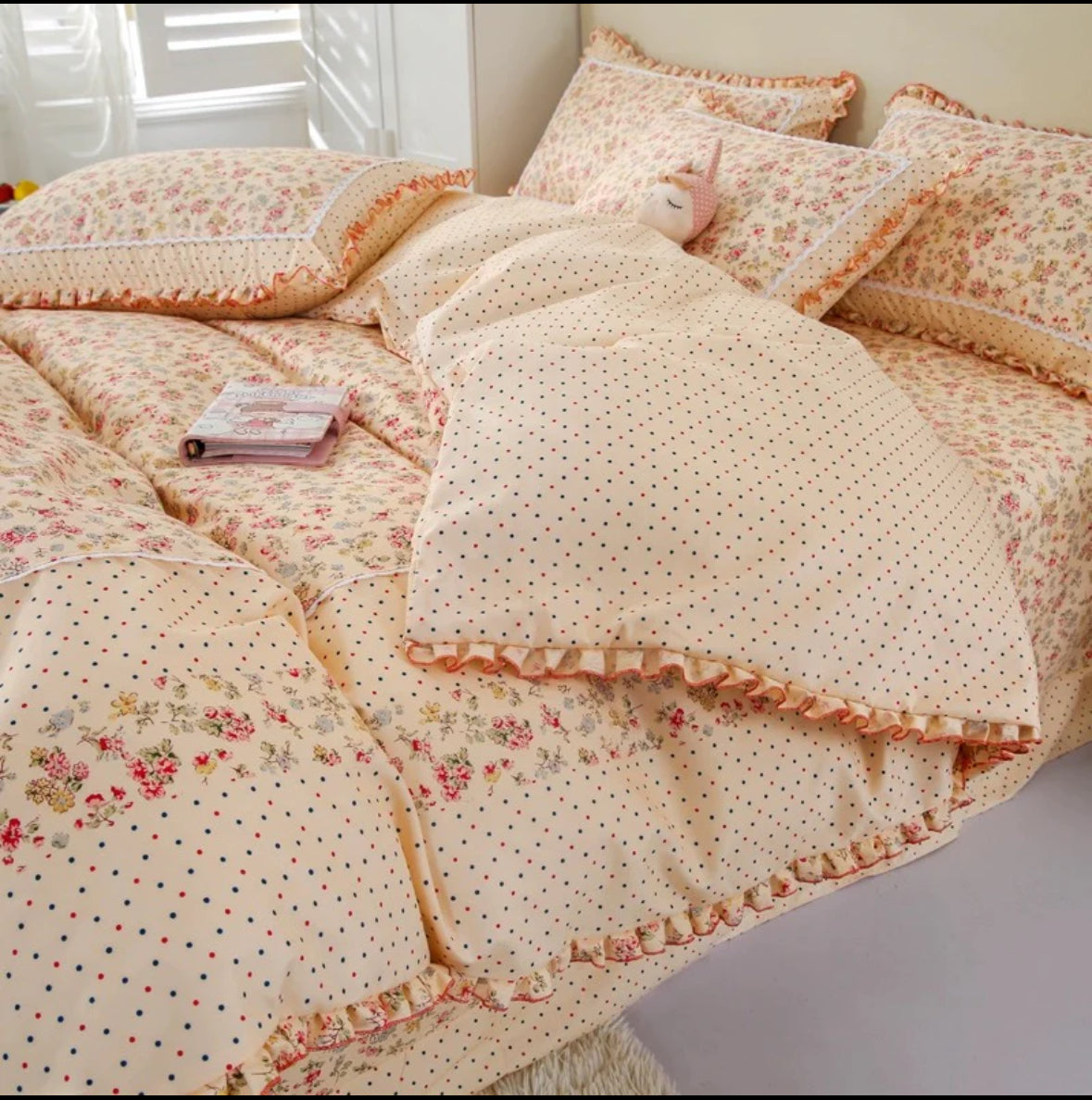 Lenjerie din Bumbac Fin 4 Piese cu volane