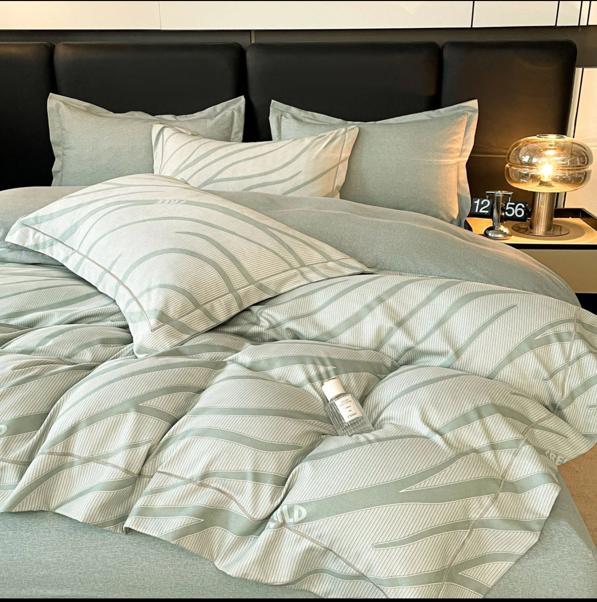 Design modern Wild-Set Lenjerie de Pat 6 Piese Moale si Confortabil