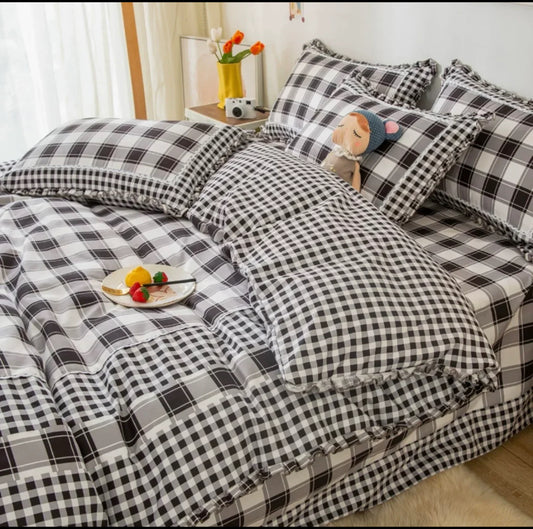 Lenjerie din Bumbac Fin 4 Piese cu volane