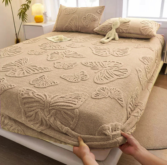 Husa Cocolino,model in relief,cu elastic+2 fete de perna,pat dublu