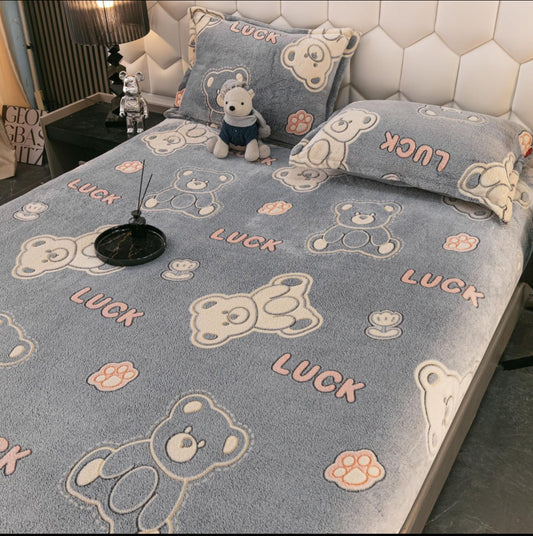 Husa Cocolino cu elastic+2 fete de perna,pat dublu