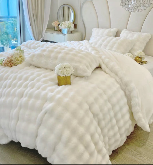 Lenjerie PREMIUM imitatie blana de iepure,6 piese