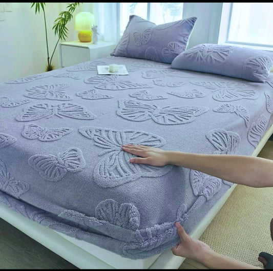 Husa Cocolino,model in relief,cu elastic+2 fete de perna,pat dublu