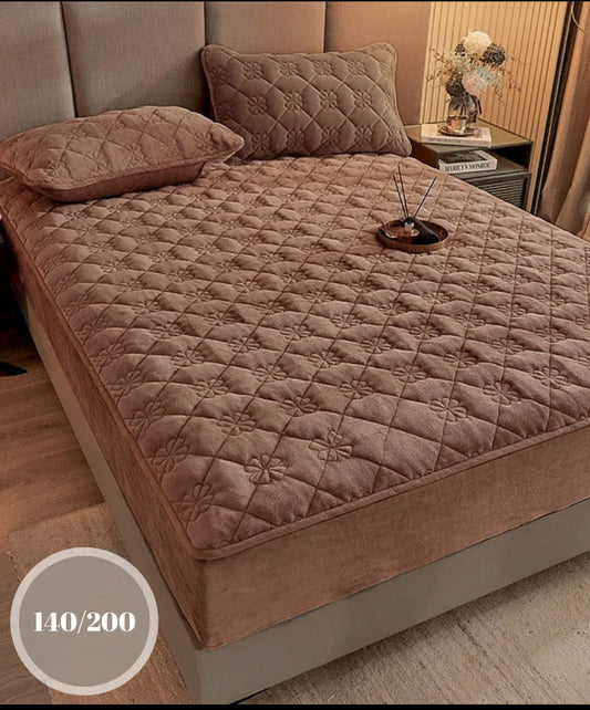 Topper Saltea 140/200 cm cu Elastic + 2 Fețe de Pernă