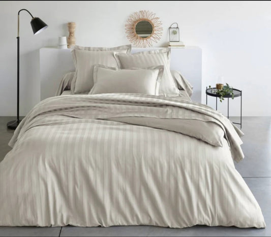 Lenjerie de LUX HoReCa,200/230,pat dublu,DamascFinetat,6 piese