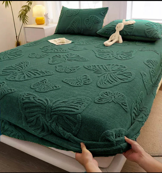 Husa Cocolino,model in relief,cu elastic+2 fete de perna,pat dublu