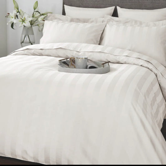 Lenjerie HoReCa,230/250,Damasc Satinat DeLux,6 piese