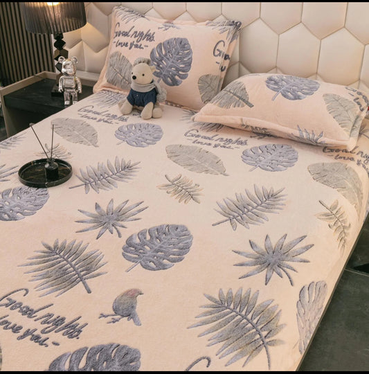 Husa Cocolino cu elastic+2 fete de perna,pat dublu