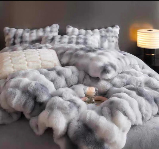 Lenjerie PREMIUM imitatie blana de iepure,6 piese