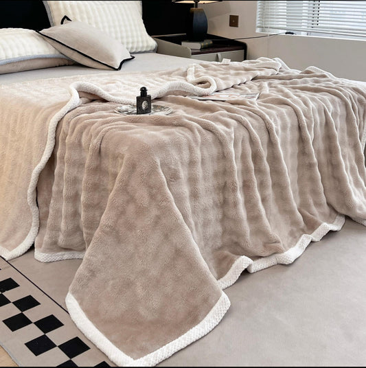 Patura EXTRA PUFOASA,Blanita de iepure artificiala,200/230