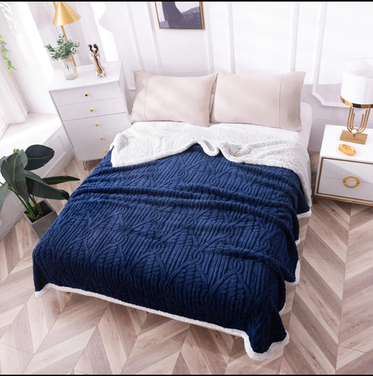 Patura groasa cu blanita,200/230,imprimeu in relief