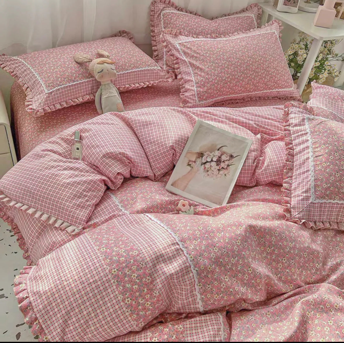 Lenjerie din Bumbac Fin 4 Piese cu volane