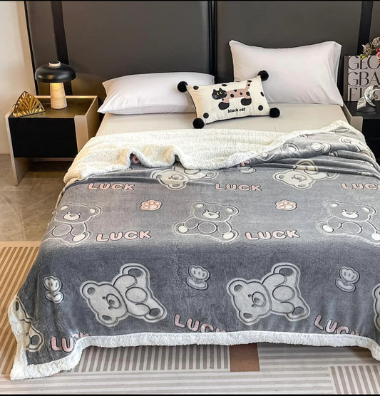 Patura groasa cu blanita,200/230,cu model